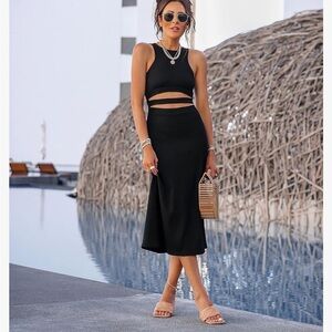 The Drop Women's Black Cutout Midi Dress by @lucyswhims